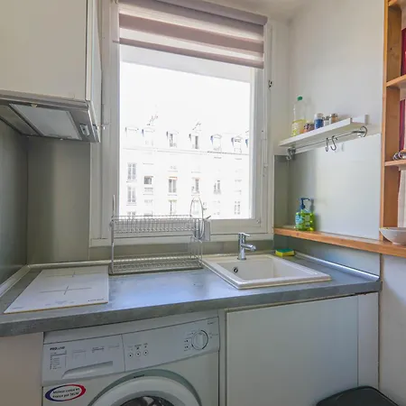 Apartment-4p -pierre Leve With Netflix Lägenhet *